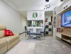 Lake Grande (D22), Condominium #589390511